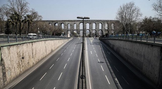 İçişleri Bakanlığı ,sokağa çıkma yasağı saat 00.00’da sona erecek