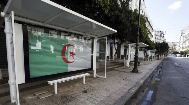 Cezayir’de 2019-2020 eğitim öğretim yılının sona erdiği açıklandı