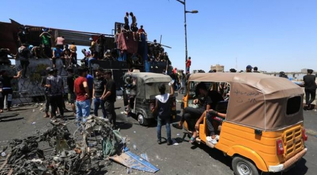 Irak’ın başkenti Bağdat’ta ateş sonucu 2 kişi öldürüldü