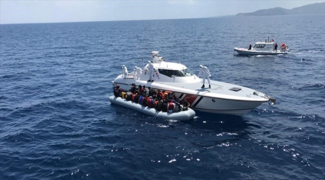 Yunanistan’ın ölüme terk ettiği 42 sığınmacı kurtarıldı