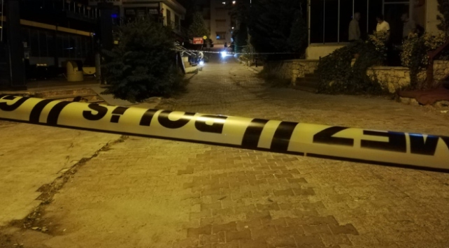 İstanbul’da silahlı kavga,1 ölü, 3 yaralı