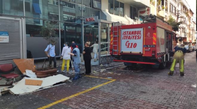 Gaziosmanpaşa’da hastane tavanı çöktü: 1 yaralı